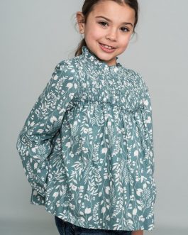 Blusa Fondo Verde Flores