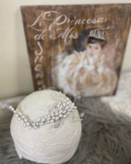 Semi-Corona «Daniela Miranda Artesanía»