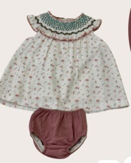 Jesusito blanco flores rosa